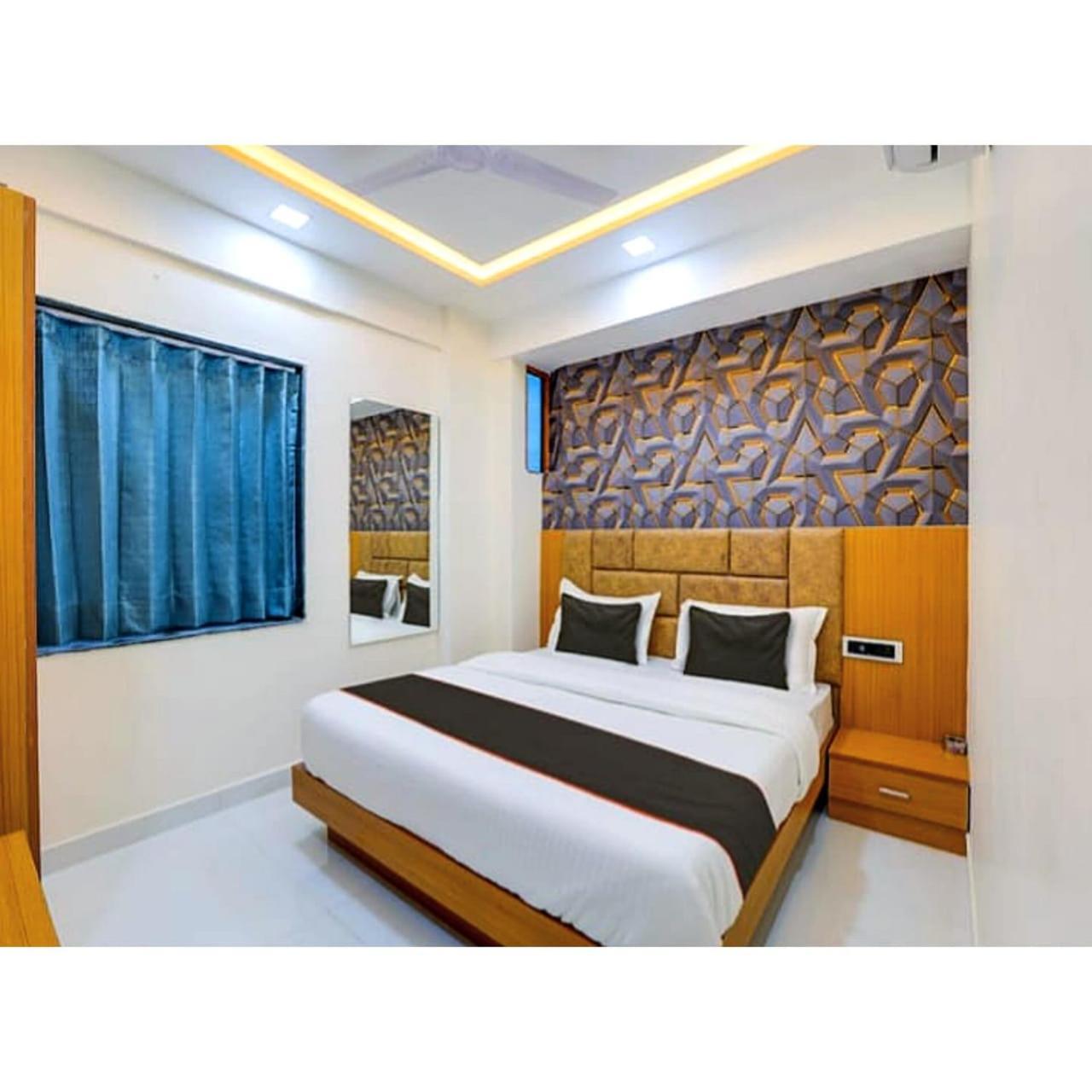 Hotel Exotic Ahmedabad Exterior foto